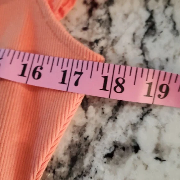 Anthroplogy Ruffled sleeve Top - Picture 8 of 9